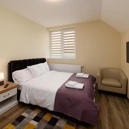 Tako Parking Free アパート